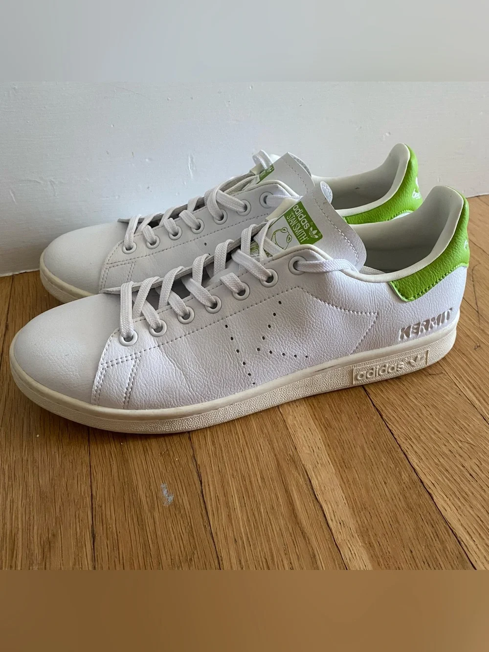 Adidas Stan Smith Collab Sneakers Mens 9.5 Disney Kermit The Frog Muppet Shoes